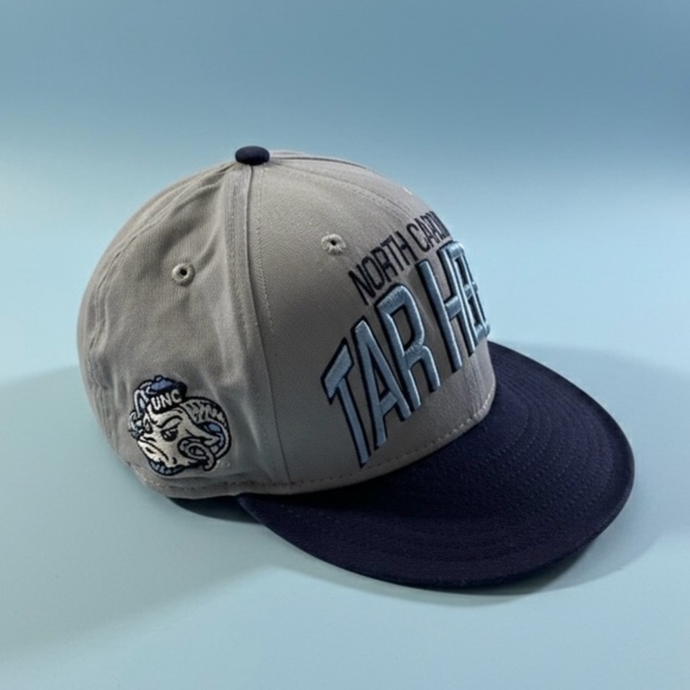 Vintage NEW ERA UNC Tarheels Embroidered Hat